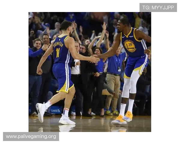 勇士关键对位报告出炉深度解析变化趋势愈发明显攻防格局重塑赛场走向 勇士关键对位报告出炉深度解析变化趋势愈发明显攻防格局重塑赛场走向